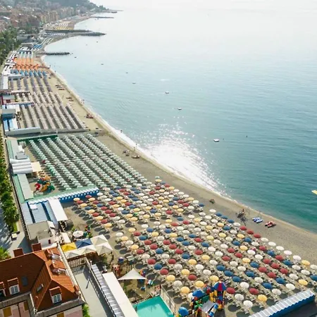 Stupendo A 20mt Dal Mare * Varazze
